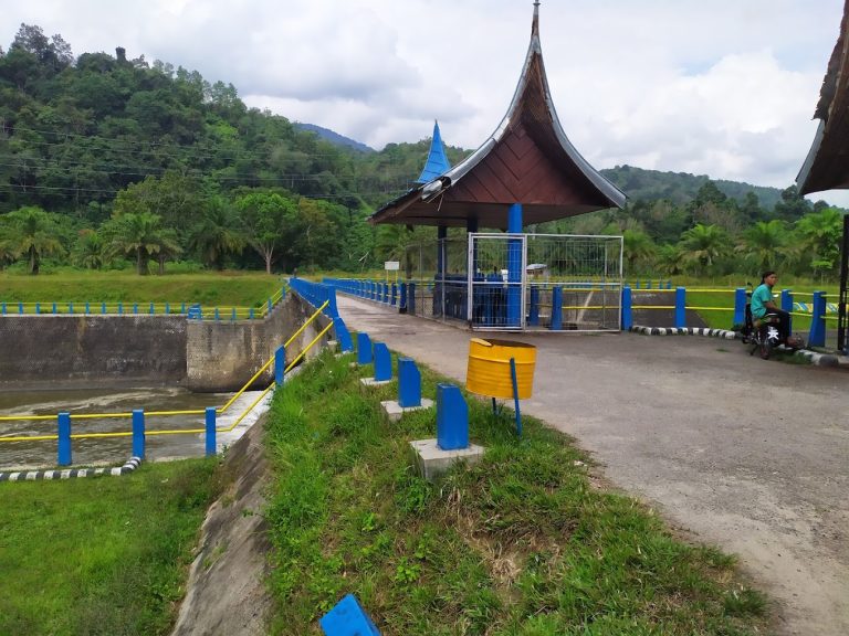 BENDUNGAN 4